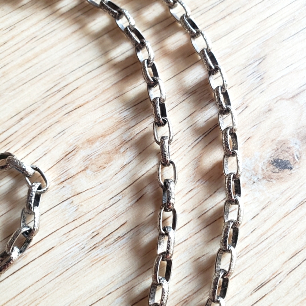 Key Necklace - Picture 3 of 8
